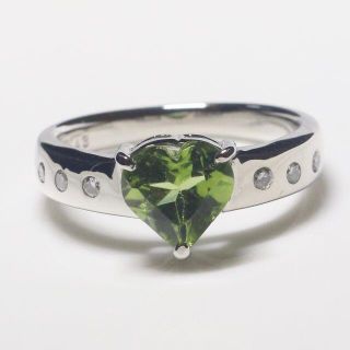 ペリドットリング P1.43ct D0.11ct PT900(リング)