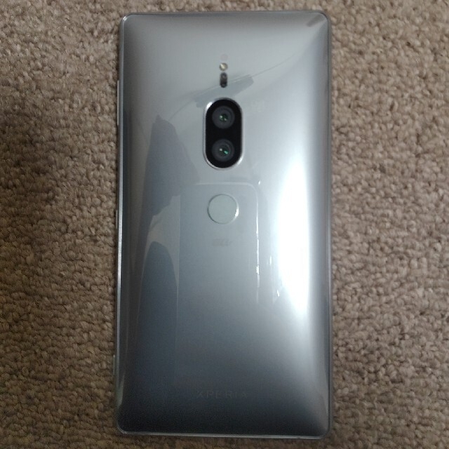 Xperia xz2 premium sov38 au制限○美品