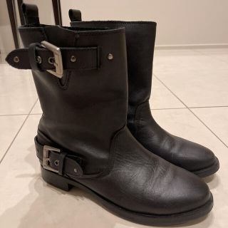 ザラ(ZARA)のZARA レザーブーツ ショートブーツ ブラック(ブーツ)