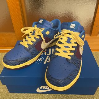 アンディフィーテッド(UNDEFEATED)のNIKE × undefeated Dunk Low  ダンク 27センチ 美品(スニーカー)