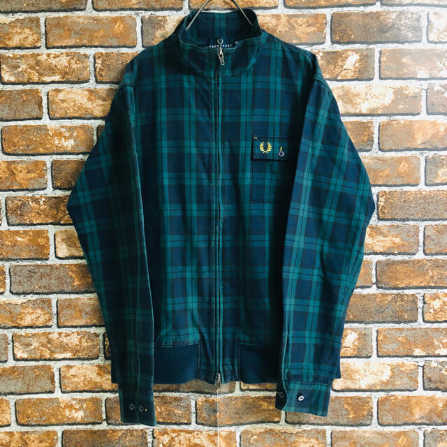 FRED PERRY(フレッドペリー)の【美品】フレッドペリー チェックブルゾンM ワンポイントロゴ グリーン メンズのジャケット/アウター(ブルゾン)の商品写真