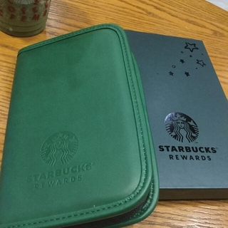 スターバックスコーヒー(Starbucks Coffee)の【スタバ】ゴールド会員限定　パスポートケース(旅行用品)