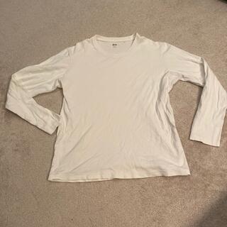 ユニクロ(UNIQLO)のユニクロ　UNIQLO 長袖　Tシャツ　白　ウェア(Tシャツ/カットソー(七分/長袖))