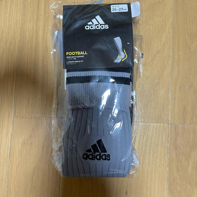 adidas(アディダス)のサッカーソックス スポーツ/アウトドアのサッカー/フットサル(ウェア)の商品写真