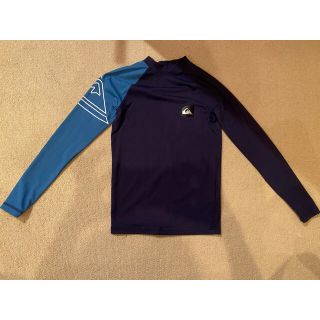 クイックシルバー(QUIKSILVER)のクイックシルバー　男児　ラッシュガード　130cm(ジャケット/上着)