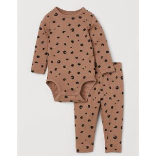 エイチアンドエム(H&M)の【完売品】H&M♡レオパードロンパース(ロンパース)