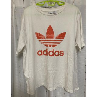 アディダス(adidas)のadidas Tシャツ(Tシャツ/カットソー(半袖/袖なし))