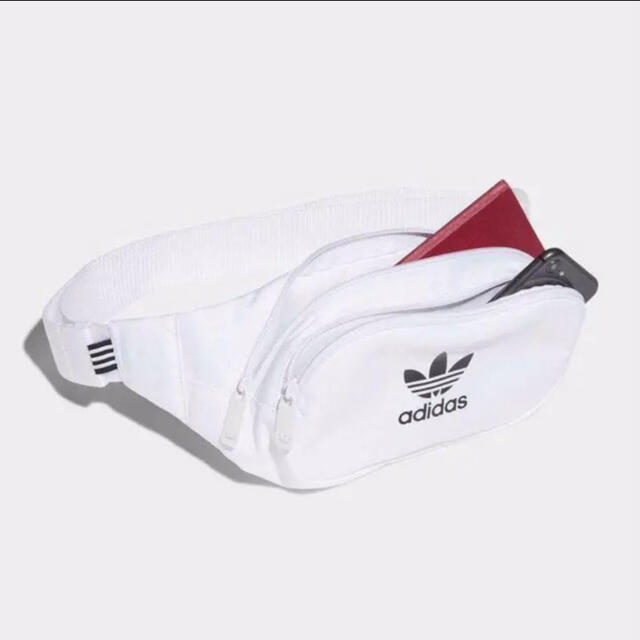 adidas(アディダス)のアディダス ウエストポーチ ホワイト ウエストバック ボディバッグ白トレフォイル レディースのバッグ(ボディバッグ/ウエストポーチ)の商品写真