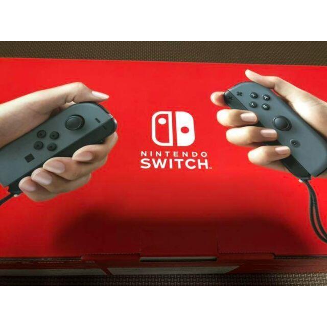 Nintendo Switch(ニンテンドースイッチ)の新品未使用】Nintendo Switch グレー　スイッチ エンタメ/ホビーのゲームソフト/ゲーム機本体(家庭用ゲーム機本体)の商品写真