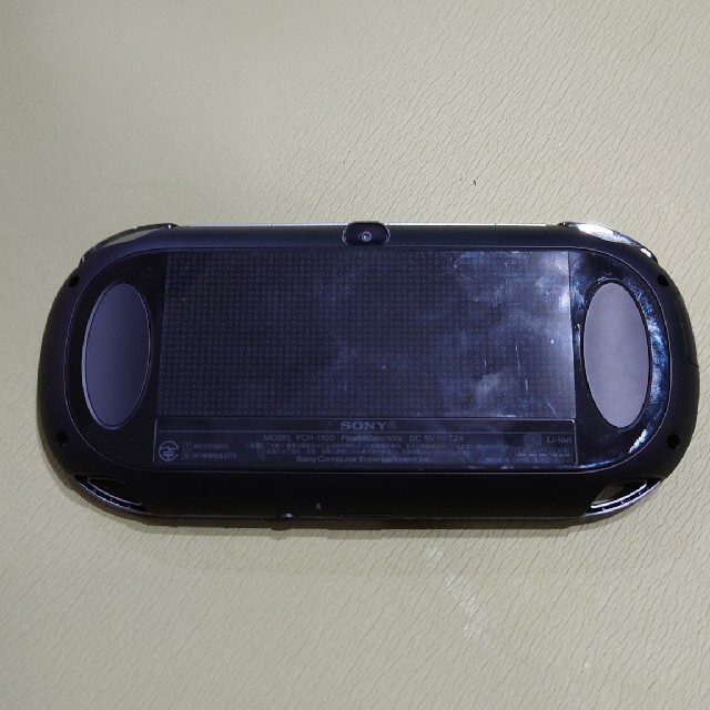 PS　Vita　PCH-1100 2