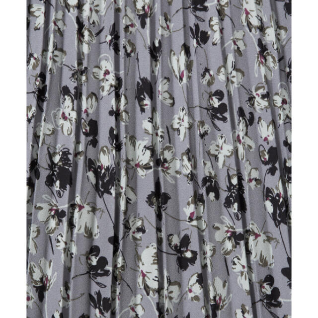LOWRYS FARM(ローリーズファーム)の【美品❗️】ローリーズファーム ハナプリーツスカート レディースのスカート(ロングスカート)の商品写真