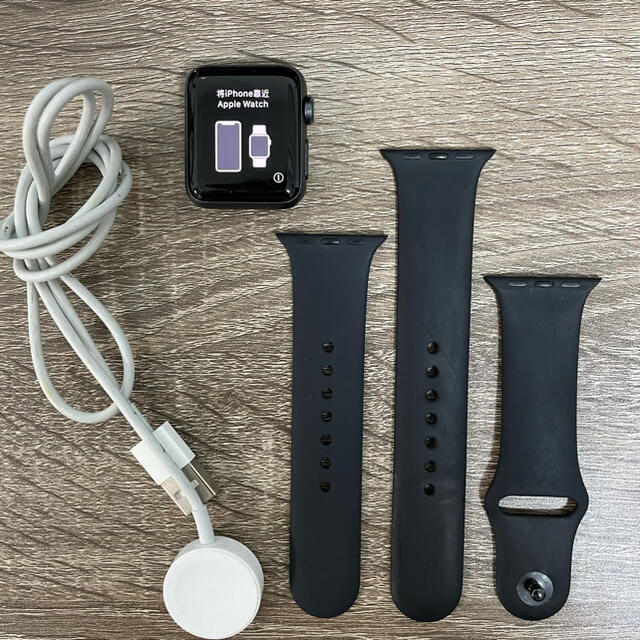 Apple Watch(アップルウォッチ)の購入者確定済み　AppleWatch series3 38mGPSモデル メンズの時計(腕時計(デジタル))の商品写真