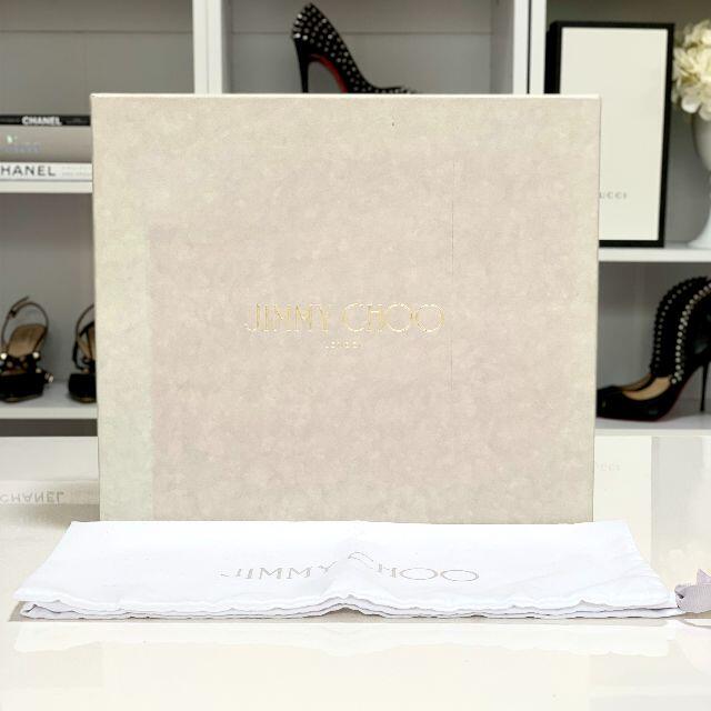 JIMMY CHOO(ジミーチュウ)の2882 ジミーチュウ スエード レース ビジュー ショートブーツ 黒 レディースの靴/シューズ(ブーツ)の商品写真