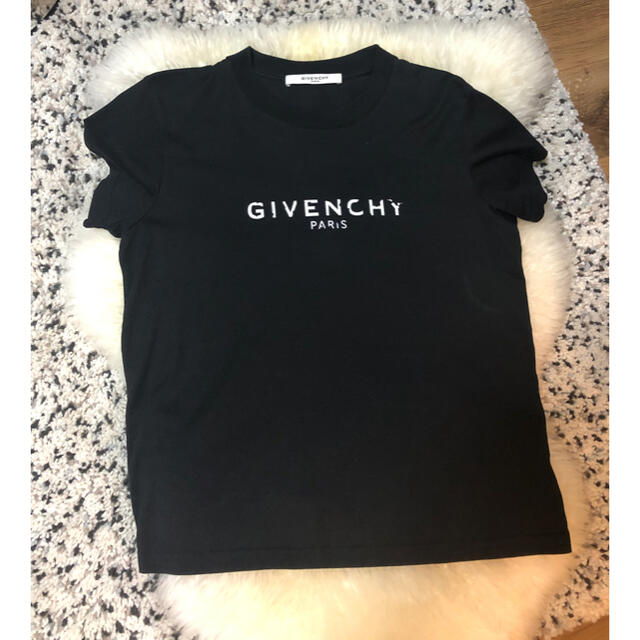 GIVENCHY(ジバンシィ)のGivenchy M 超美品 レディースのトップス(Tシャツ(半袖/袖なし))の商品写真