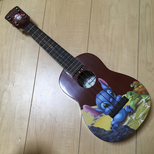 【激レア】626本限定発売モデル リロ\u0026スティッチ ウクレレ 箱付き