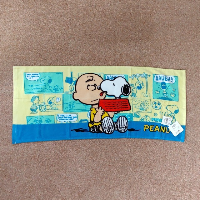 SNOOPY(スヌーピー)のスヌーピー　タオル エンタメ/ホビーのアニメグッズ(タオル)の商品写真