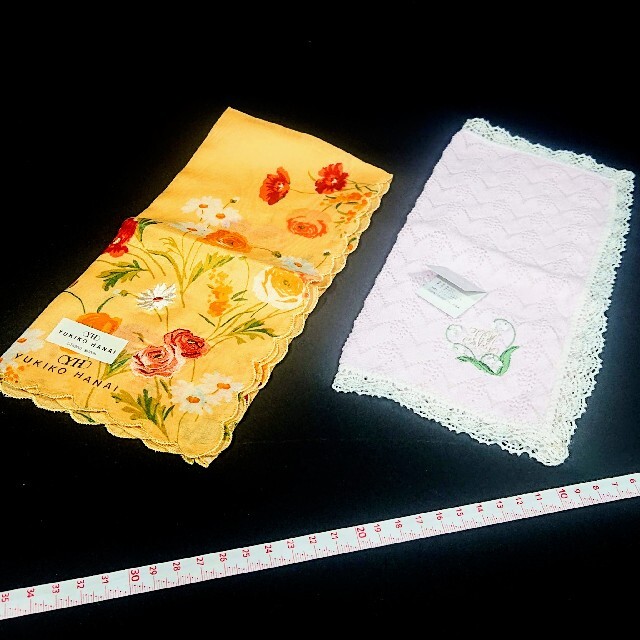 Yukiko Hanai(ユキコハナイ)の未使用 保管品 デザイナー ハンカチ 2枚セット  レディースのファッション小物(ハンカチ)の商品写真