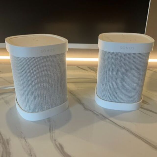 Sonos One　Amazon Alexa搭載 　ペア+ウォールスタンド