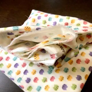 良質Wガーゼネコ顔柄カラフル綿100% ハンドメイド　洋裁　手芸(生地/糸)