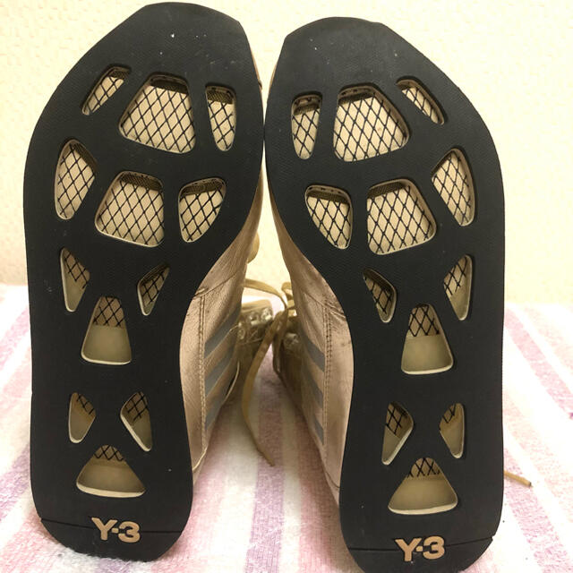Y-3(ワイスリー)のY-3 レア　ゴールド　本革シューズ レディースの靴/シューズ(スニーカー)の商品写真