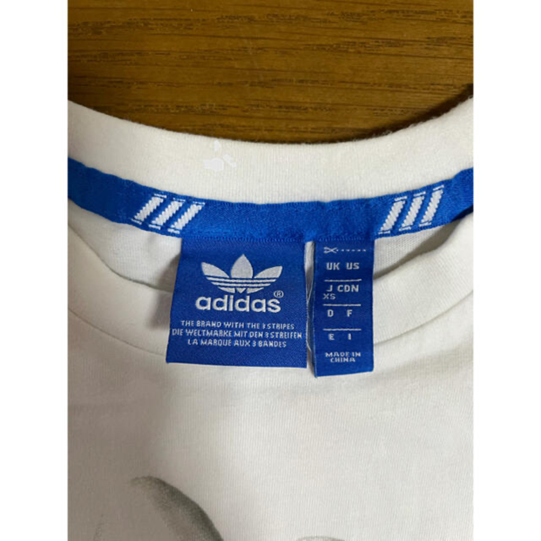 adidas(アディダス)のadidas アディダス　Tシャツ　白　 レディースのトップス(Tシャツ(半袖/袖なし))の商品写真