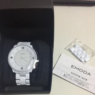 EMODA 新品未使用 白色時計