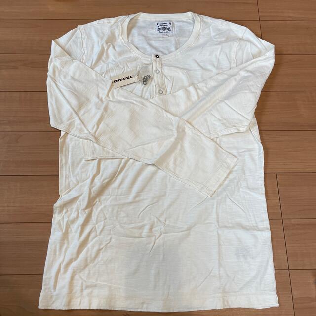 DIESEL(ディーゼル)のDIESEL SIZE S ロンT メンズのトップス(Tシャツ/カットソー(七分/長袖))の商品写真