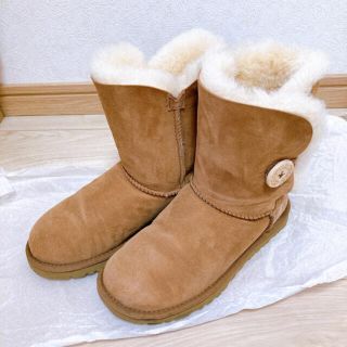 アグ(UGG)のUGG ムートンブーツ(ブーツ)