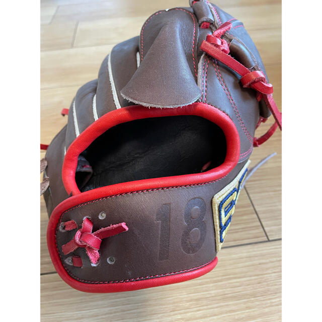 軟式グローブ　投手　プロモデル　シュアプレイ スポーツ/アウトドアの野球(グローブ)の商品写真