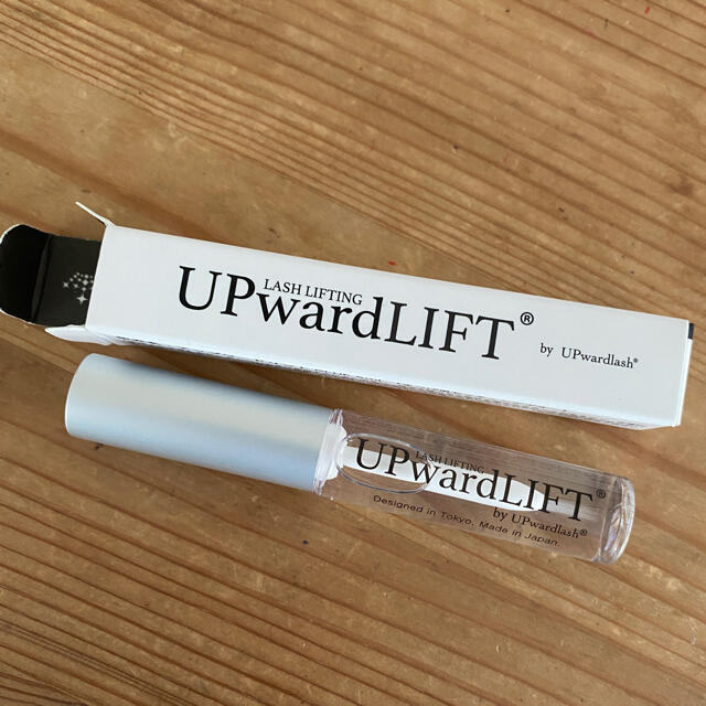 【未使用品】UP WardLIFT クリアグルー 5ml コスメ/美容のベースメイク/化粧品(つけまつげ)の商品写真