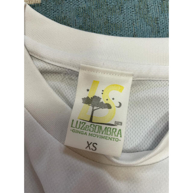 LUZ(ルース)のLUZeSOMBRA 白T XS ルース スポーツ/アウトドアのサッカー/フットサル(ウェア)の商品写真