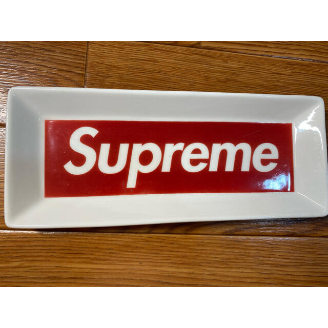 Supreme(シュプリーム)のYー様専用Supreme Ceramic Tray box logo メンズのファッション小物(その他)の商品写真