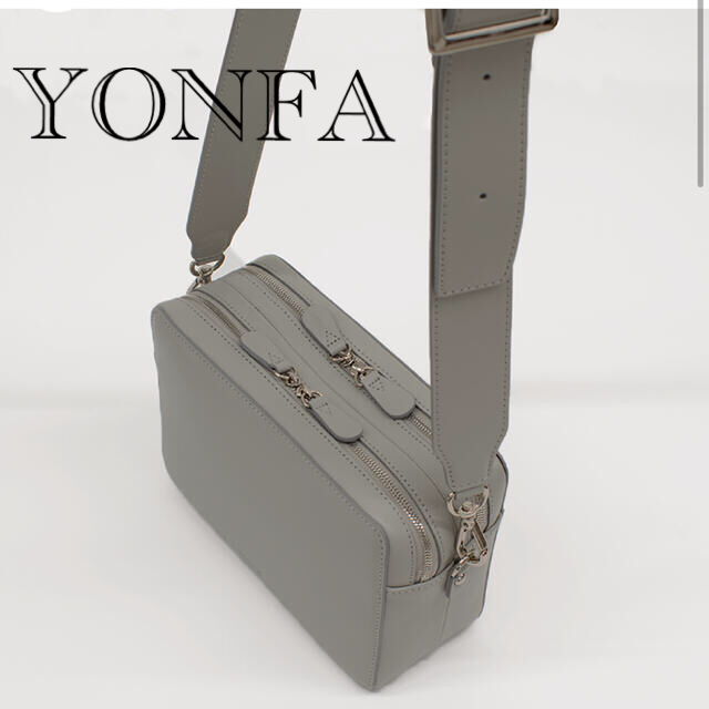 ヨンファ YONFA スクエアショルダー バッグ  未使用 グレー