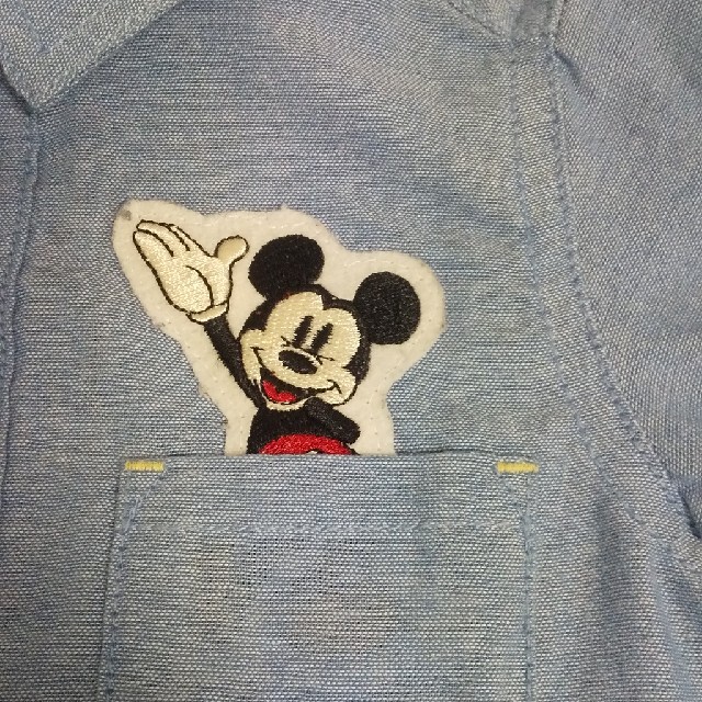 Disney(ディズニー)のミッキーシャツ 80cm キッズ/ベビー/マタニティのベビー服(~85cm)(シャツ/カットソー)の商品写真