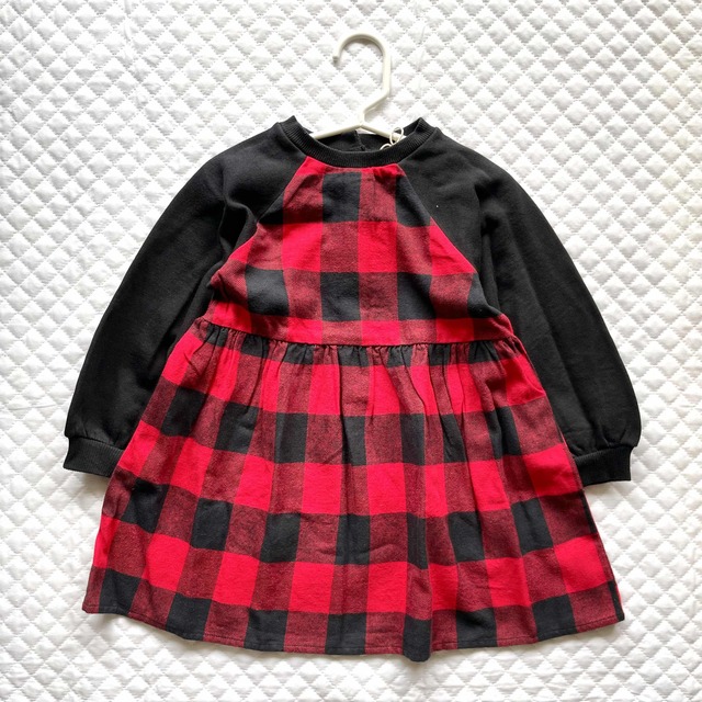 NEXT(ネクスト)の【新品】next レッド ウーブンチェックワンピース（ガールズ） キッズ/ベビー/マタニティのベビー服(~85cm)(ワンピース)の商品写真