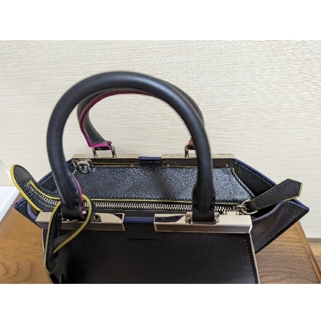 即日出荷 極美品 フェンディ トロワジュール ミニ マルチカラー