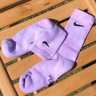 ナイキ(NIKE)のNIKE tie-dye socks (purple)(ソックス)