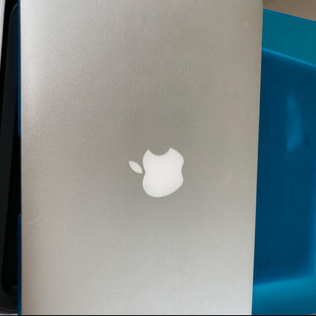 Apple(アップル)の【美品】【特価】APPLE MacBook Air 2015 スマホ/家電/カメラのPC/タブレット(ノートPC)の商品写真