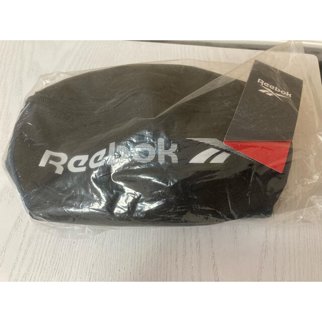 Reebok(リーボック)のリーボック　ボディバック　ショルダーバッグ　reebok レディースのバッグ(ショルダーバッグ)の商品写真