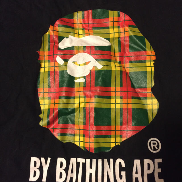 A BATHING APE(アベイシングエイプ)のベイシングエイプ Tシャツ Mサイズ メンズのトップス(Tシャツ/カットソー(半袖/袖なし))の商品写真