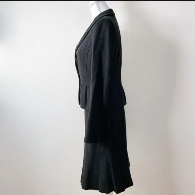 UNTITLED(アンタイトル)の【untitled 】スカートスーツセット　ブラック　2点セット レディースのフォーマル/ドレス(スーツ)の商品写真