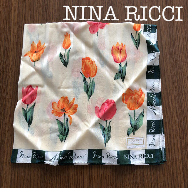 NINA RICCI(ニナリッチ)の未使用、ニナリッチ、ハンカチ レディースのファッション小物(ハンカチ)の商品写真
