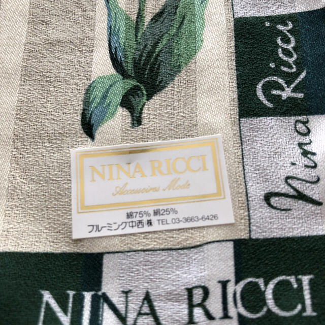 NINA RICCI(ニナリッチ)の未使用、ニナリッチ、ハンカチ レディースのファッション小物(ハンカチ)の商品写真