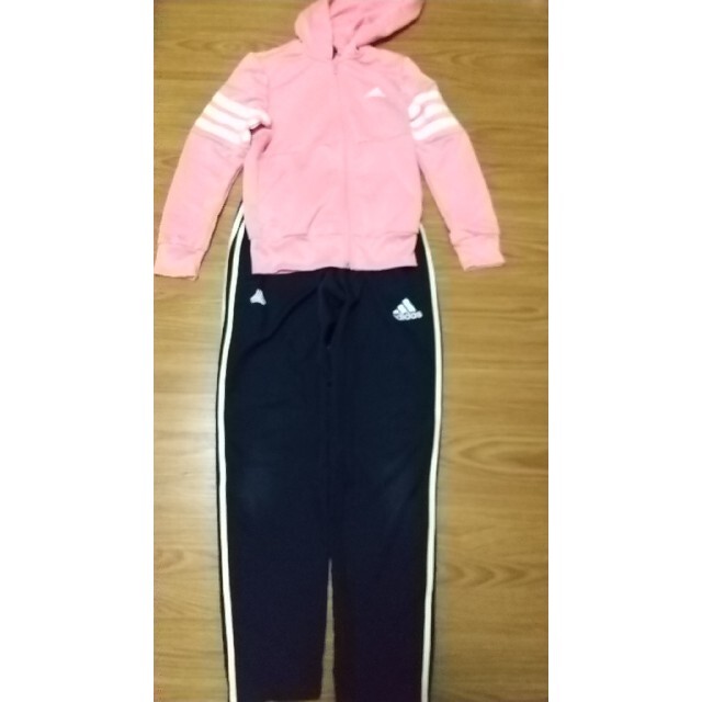 adidas(アディダス)のadidasセットアップ150 キッズ/ベビー/マタニティのキッズ服女の子用(90cm~)(その他)の商品写真