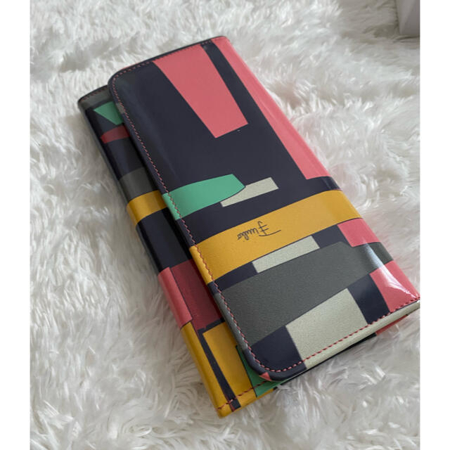 EMILIO PUCCI - 【美品】emilio pucci エナメルレザー 長財布