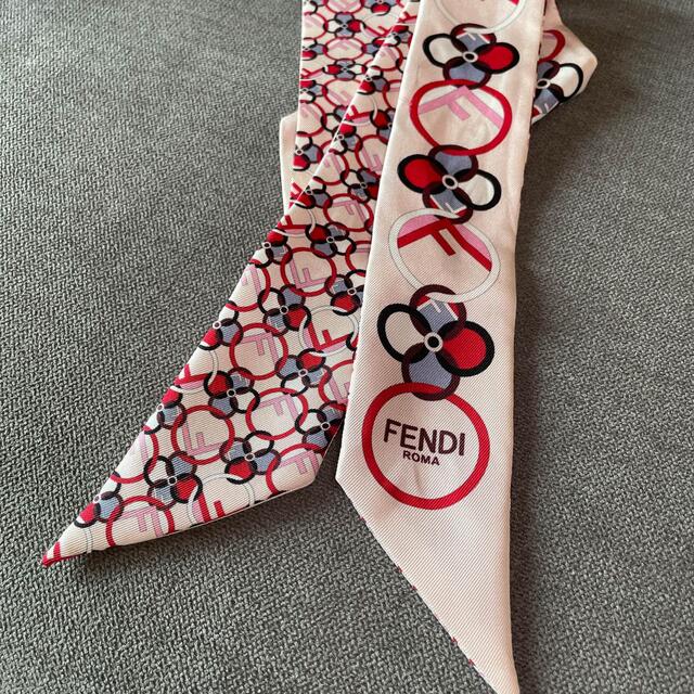 FENDI   スカーフ