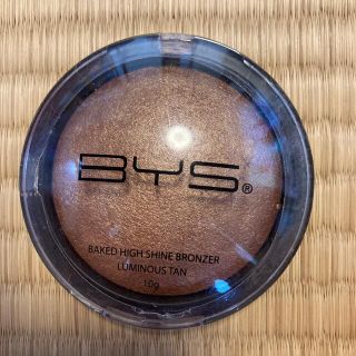 バイズ(BYS)のBYS ハイシャインベイクドブロンサー　新品(フェイスカラー)