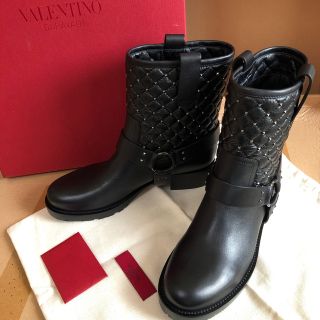 ヴァレンティノガラヴァーニ(valentino garavani)の新品未使用☆ロックスタッズショートブーツ(ブーツ)