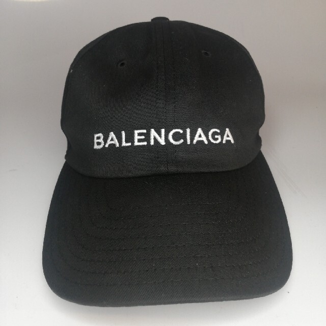 Balenciaga ロゴキャップ　L59