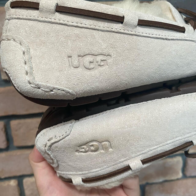 UGG(アグ)の専用‼︎              UGG アグ モカシン ピンクベージュ  レディースの靴/シューズ(スリッポン/モカシン)の商品写真